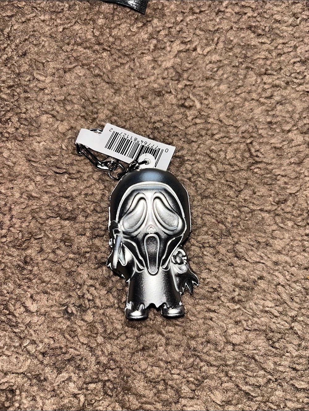 EXCLUSIVE B Viral Ghostface keychain Silver / Chrome Character Keychain NWT